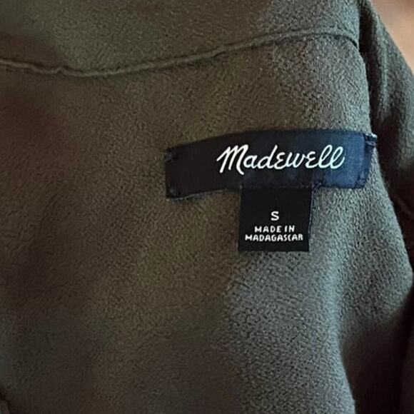 Madewell women's army green button down blouse. high-low. size small - Picture 4 of 7